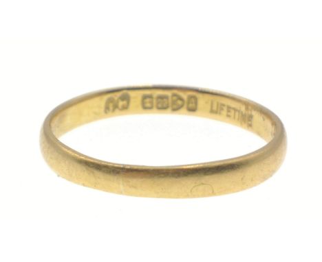 A 22ct stamped yellow gold wedding band ring size M, weight 2.03g approx - a really nice quality ring!Gross weight approx 2.0