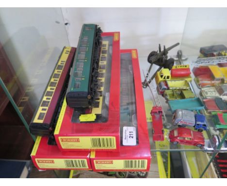 Hornby Railway HO gauge: three SR and two BR coaches, three with original boxes and twenty-nine diecasts including Corgi, Fer