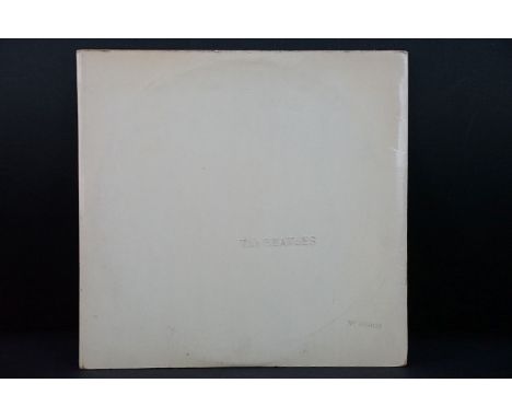 Vinyl - The Beatles White Album LP on Apple Records PMC 7067 No. 0050134. Original UK 1st mono pressing top loader, no EMI on