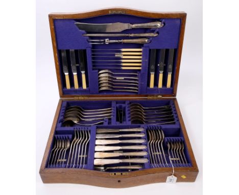 1920s composite six plate setting table service, comprising six table knives, six table forks, six cheese knives, four tables
