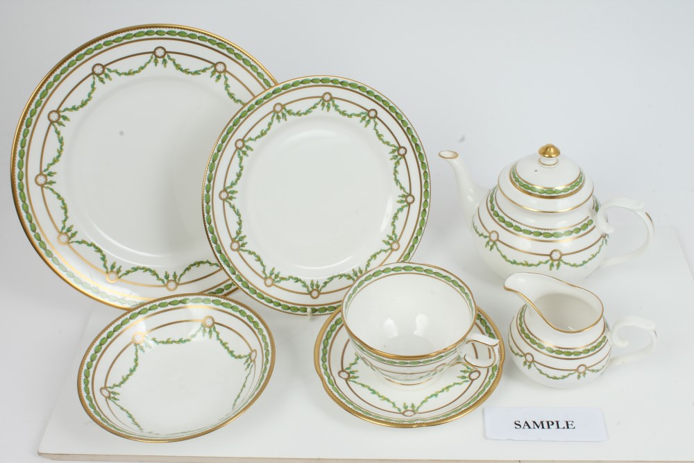 Collection of Thomas Goode & Son Green Garland tableware including