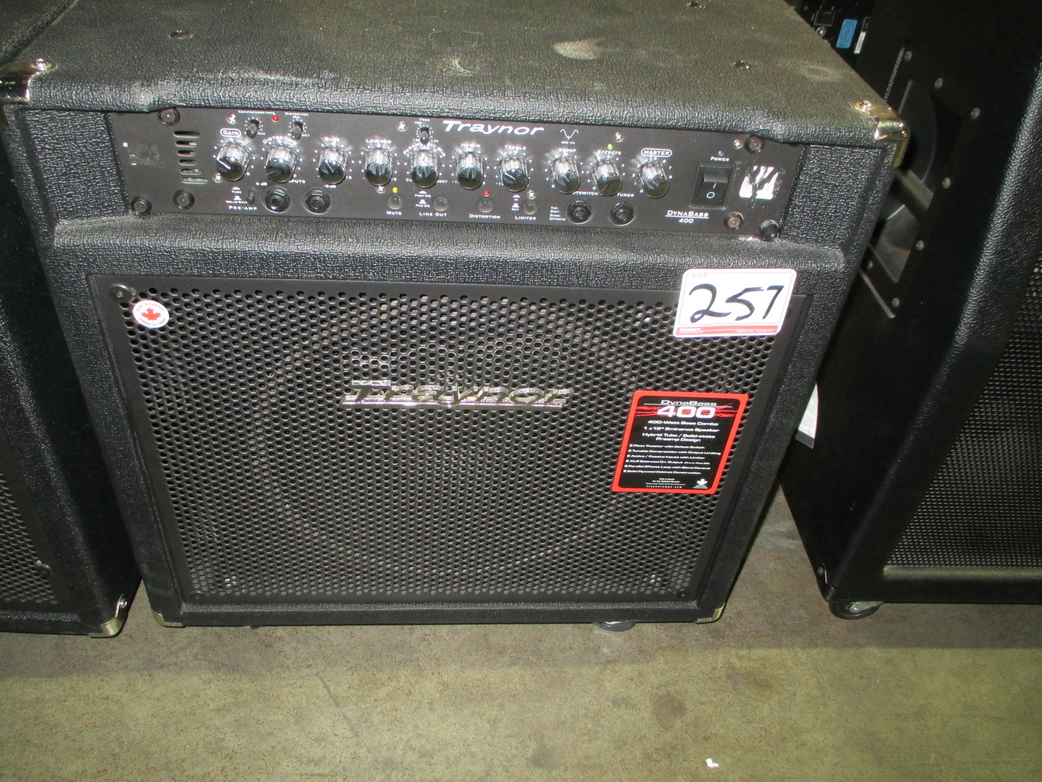 TRAYNOR DYNABASS 400 400 WATT GUITAR AMP + CABINET