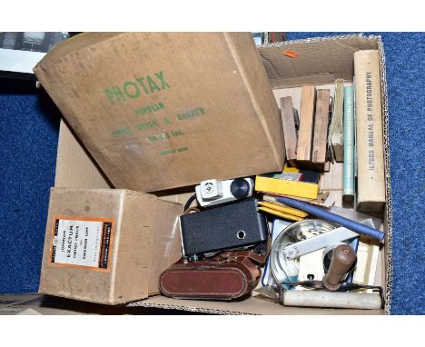 A BOX OF CAMERAS AND EQUIPMENT, including a Zeiss Ikon camera with Prontor S Novar-Anastigmat 1:4,5 f=75mm lens, a Kershaw ei