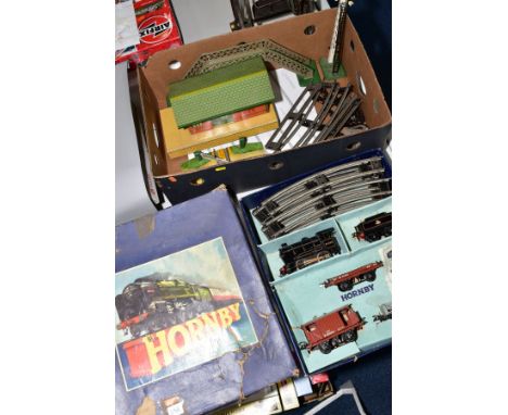 A BOXED HORNBY 0 GAUGE CLOCKWORK GOODS SET, No50, locomotive and tender, No60199, B R lined black livery, correct rolling sto