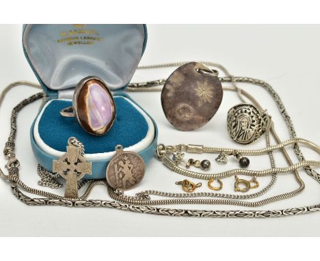 A SELECTION OF JEWELLERY, to include a white metal curb link chain, suspending a silver Celtic foliage engraved crucifix, hal