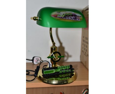 A LIMITED EDITION BRADFORD EXCHANGE 'FLYING SCOTSMAN' TABLE LAMP, No 1490/4472, height 34cm with a box