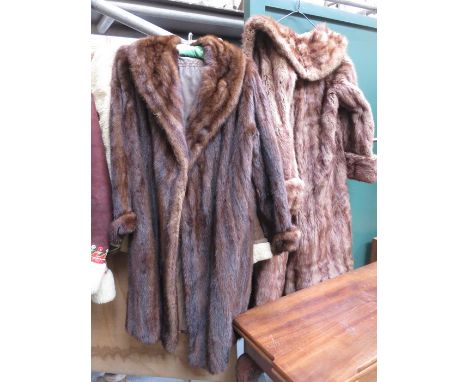 TWO LADIES VINTAGE FUR COATS AND STOLE 