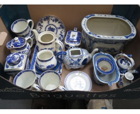 VARIOUS BLUE AND WHITE CERAMICS INCLUDING ORIENTAL PLANTER