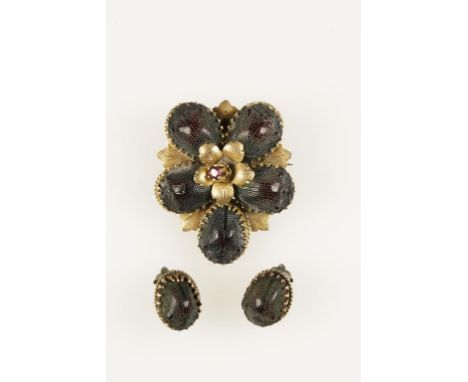 A VICTORIAN SCARAB BEETLE BROOCH AND EARRING SUITE, the brooch modelled in the form of a flowerhead, formed from five claw-se