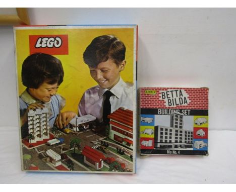 Vintage Lego set 810 in original box and Airfix Betta Builder set
