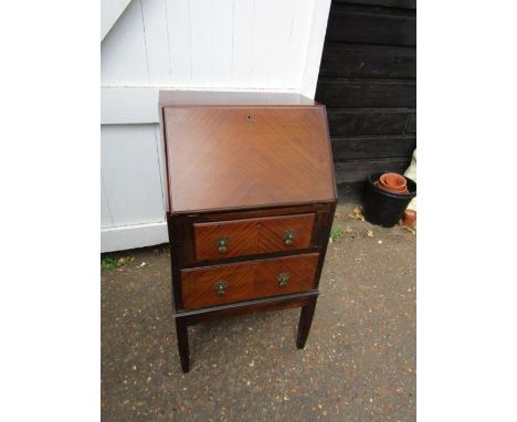 Vintage mahogany ladies writing bureau with 2 drawers 