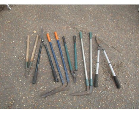 Garden tools including edging shears 