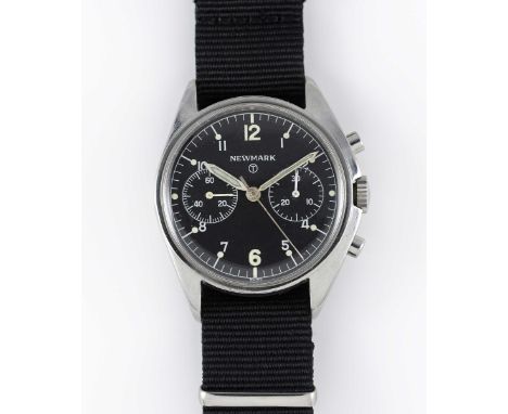 A RARE GENTLEMAN'S STAINLESS STEEL BRITISH MILITARY NEWMARK RAF PILOTS CHRONOGRAPH WRIST WATCH DATED 1980, PART OF THE "FAB F