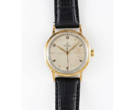 A GENTLEMAN'S 14K SOLID YELLOW GOLD OMEGA CHRONOMETRE WRIST WATCH CIRCA 1944, WITH TWO TONE SILVER DIALMovement: 16J, manual 