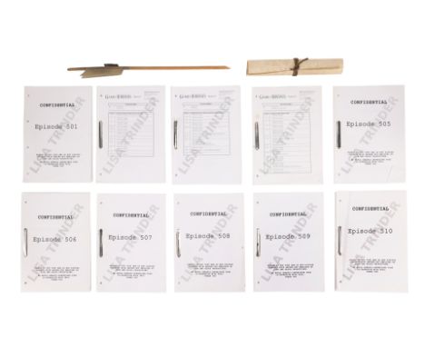 GAME OF THRONES (T.V. SERIES, 2011-2019) - Season 5 Scripts, a Scroll, and an Arrow - A complete set of scripts, a scroll, an