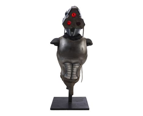SPACE TRUCKERS (1996) - Light-Up Cyborg Bust - A light-up cyborg bust from Stuart Gordon's Space Truckers. A cyborg warrior a
