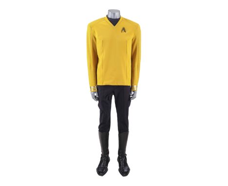 STAR TREK: STRANGE NEW WORLDS (T.V. SERIES 2022 -PRESENT) - Captain Christopher Pike's (Anson Mount) Screen-Matched Starfleet