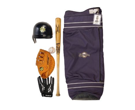 MR. 3000 (2004) - Set of Stan Ross' (Bernie Mac) Baseball Career Memorabilia - Stan Ross' (Bernie Mac) baseball career memora