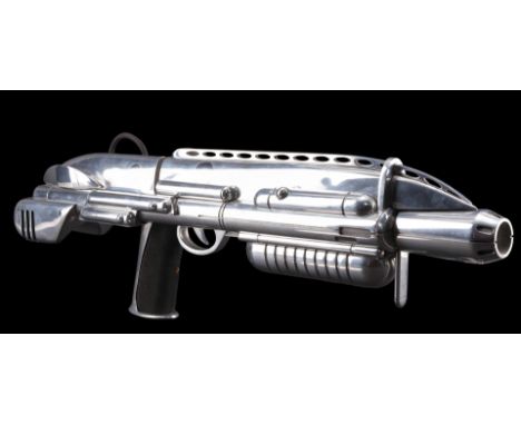 MEN IN BLACK II (2002) - Light-Up Fin Gun - A light-up fin gun from Barry Sonnenfeld's Men in Black II. Serleena Xarth (as pl
