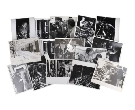 2001: A SPACE ODYSSEY (1968) - Douglas Trumbull Collection: Set of 40 Behind-The-Scenes Photographs featuring Douglas Trumbul