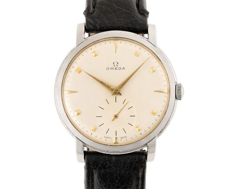 A GENTLEMAN'S LARGE SIZE STAINLESS STEEL OMEGA WRIST WATCH CIRCA 1950, REF. 2544-4Movement: 15J, manual wind, cal. 265, signe