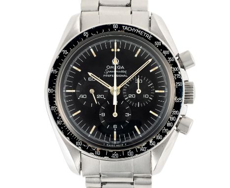 A RARE GENTLEMAN'S SIZE STAINLESS STEEL OMEGA SPEEDMASTER PROFESSIONAL CHRONOGRAPH BRACELET WATCH DATED 1970, REF. ST 145.022