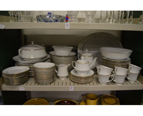 A comprehensive Noritake Goldawn dinner service.