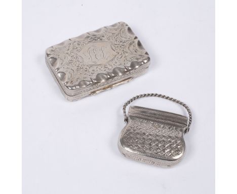 A 19th Century silver vinaigrette with engraved decoration and gilt and pierced interior, Birmingham 1818, maker's mark of T 