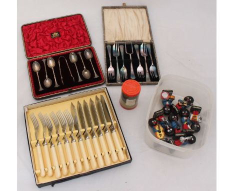 A set of six silver spoons and a pair of sugar tongs in fitted box, together with a seven-piece silver-plated pastry fork set