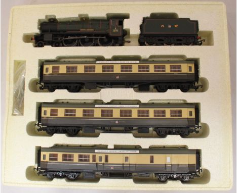 A boxed Hornby 'OO' gauge R2025 Great Western Express train pack containing `County of Somerset` engine and tender, and 3 coa