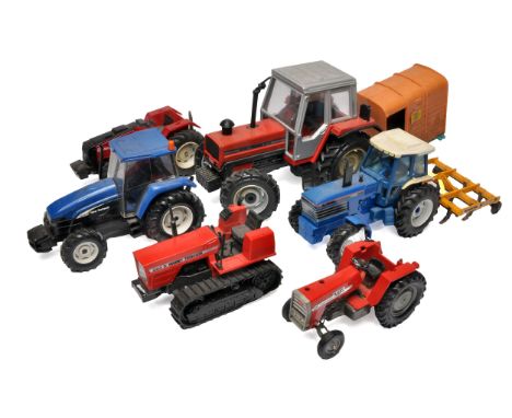 A group of unboxed tractor issues from ROS, Britains etc. With signs of wear to some, most are dusty.