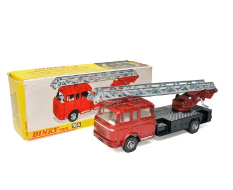 Dinky no. 956 Turntable Escape Fire Engine. Good to very good in good box.