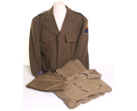 WW2 American Armoured Division Ike Jacket, with original armoured division arm patch. Trade badge to the lower section of the