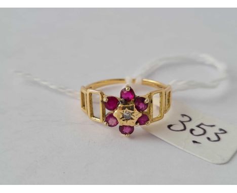 A ruby &amp; diamond 18ct gold flower ring size M 2g inc