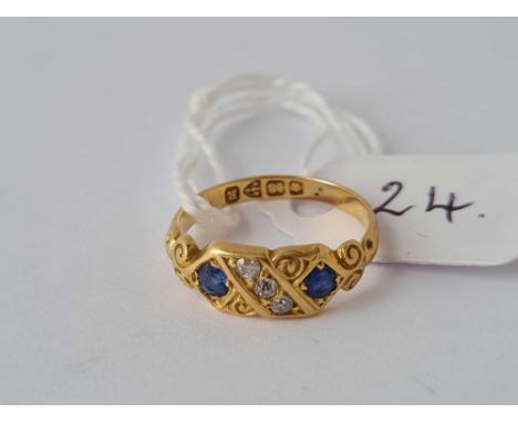 A fancy sapphire and diamond cluster ring 18ct gold size I – 2.5 gms 