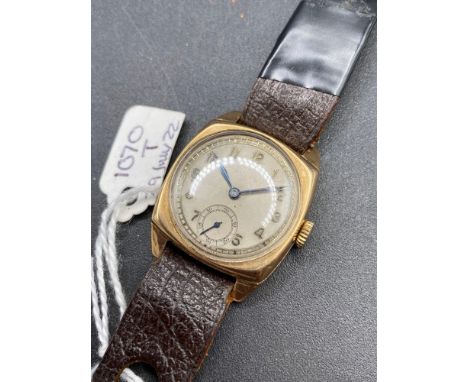 A GOLD VINTAGE ROLEX WRIST WATCH WITH SECONDS SWEEP 9CT  