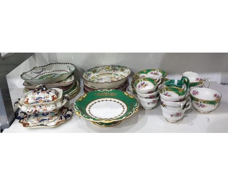 Quantity of china to include Paragon bone china tea service, Royal Doulton 'Indian Tree' pattern ware Imari small tureen, cov