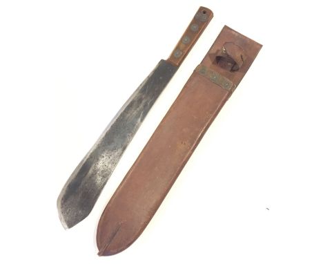 WW1  British Army Issue Machete A good scarce example, with single edged blade with rounded tip.  Stamped “Samuel Kitchin She