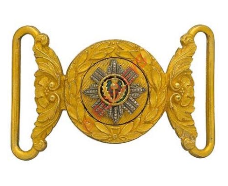 Badge. Scots Guards Officer’s waist belt clasp A very fine example with matching numbers to both halves. Rich gilt laurel orn