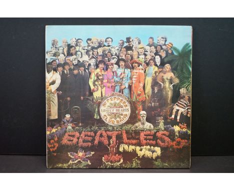 Vinyl - The Beatles Sgt Pepper PMC 7027.  Sold In UK and The Gramophone Co Ltd to label, plus 33 and a third, red and pink fl