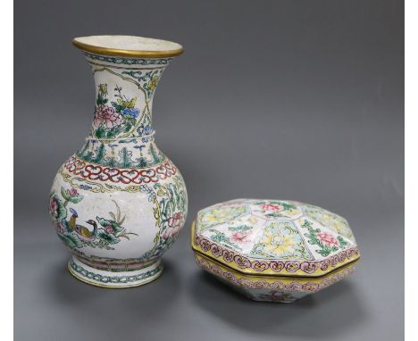 A Chinese enamel vase, 15cm and a lidded pot