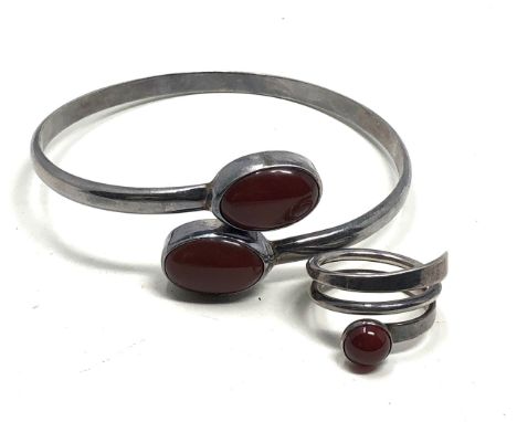 Mexico Sterling Silver Carnelian Bangle And Ring (33g)