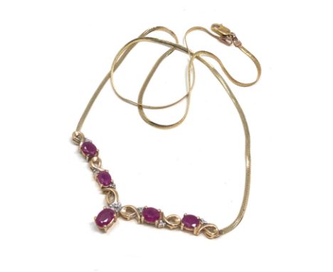 9ct gold vintage ruby &amp; diamond chevron necklace (4.5g)