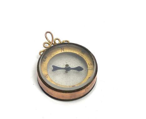 9ct Gold Frame Antique Compass Fob (4.5g)