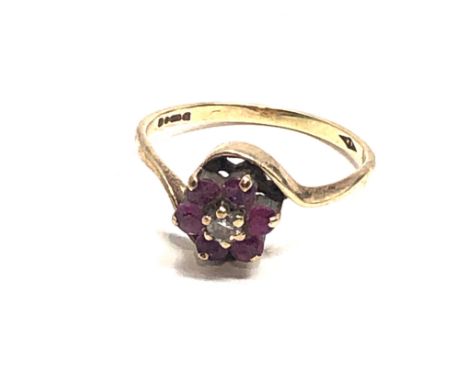 9ct Gold Ruby &amp; Diamond Ring (1.7g)