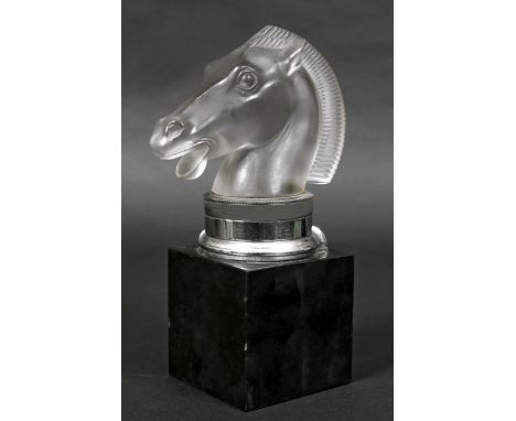 LALIQUE CAR MASCOT - LONGCHAMP/HORSE a frosted glass car mascot Longchamp, in the form of Horse's head and with a chrome moun