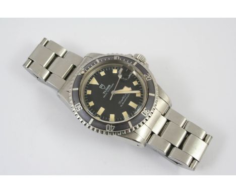 A GENTLEMAN'S TUDOR PRINCE OYSTER DATE SUBMARINER WRISTWATCH with snowflake dial, model no 94110, case no 961260, with Rolex 