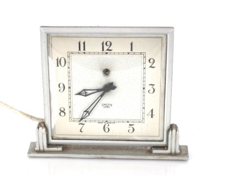 A Smiths Sectric electric mantel clock, 15cm high 