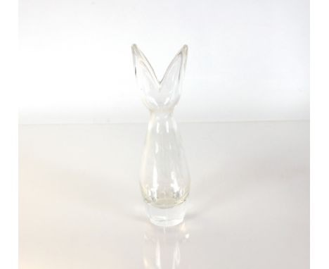 A Steuben Art Glass vase, 23cm 