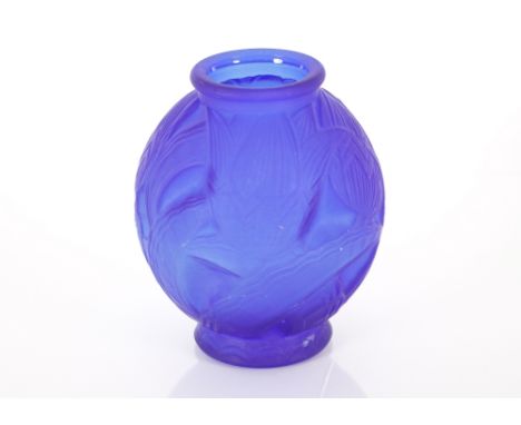 An Art Deco style blue glass vase, 20cm